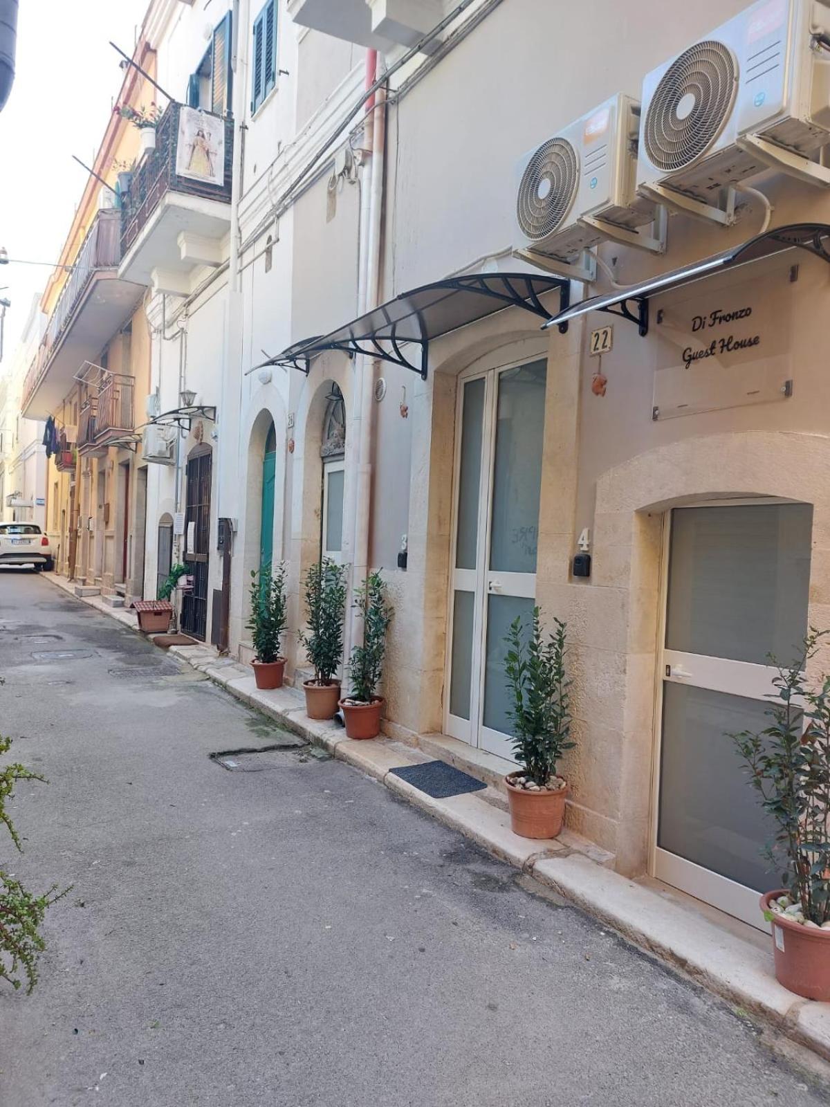 Di Fronzo Guest House T Triggiano Exteriör bild